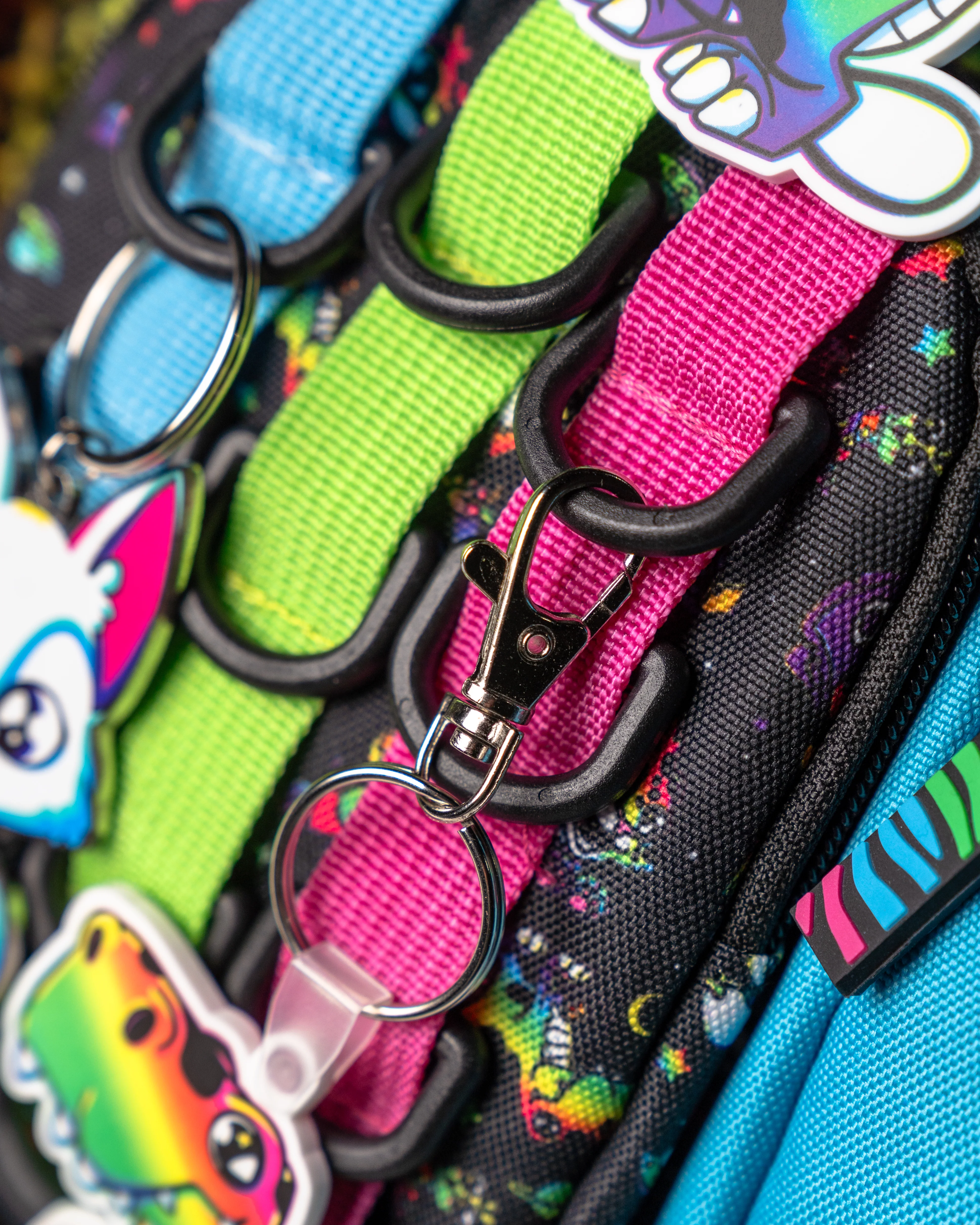 Neon Rainbow Friends Keychain Pack - Image 6